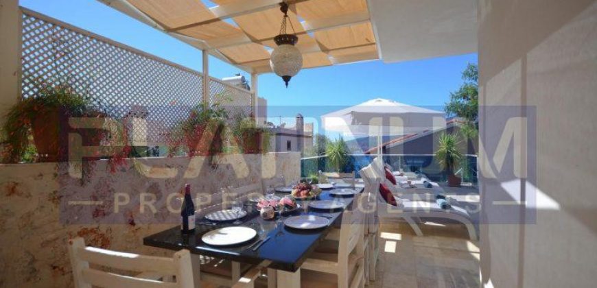 For Sale Luxury Four Bedroom Detached Modern Villa Located in Kalamar