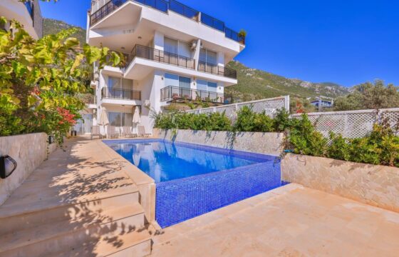 Sea View Duplex For Sale With Its Own Private Pool